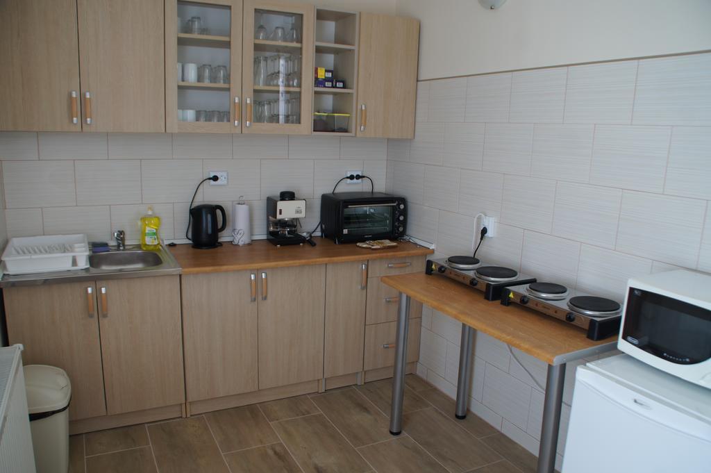 Fonix Apartman Gyula Exterior photo