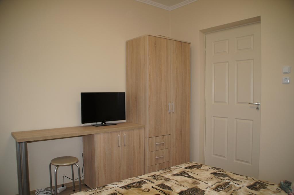 Fonix Apartman Gyula Exterior photo